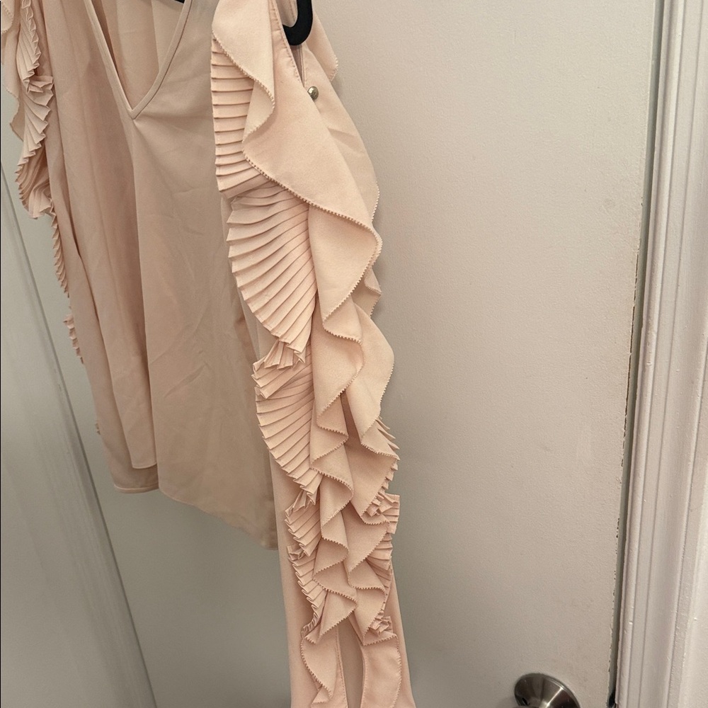 Marchesa Voyage Blush Ruffle MED Elegant Ruffle Sleeve Top - Picture 4 of 8